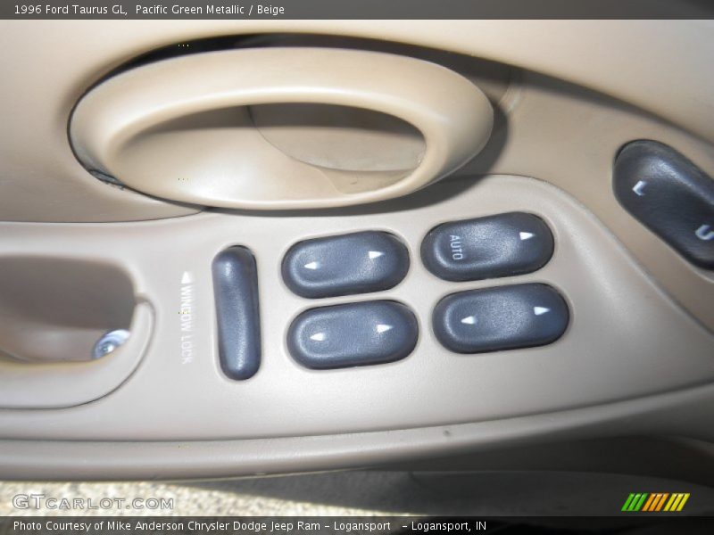 Pacific Green Metallic / Beige 1996 Ford Taurus GL