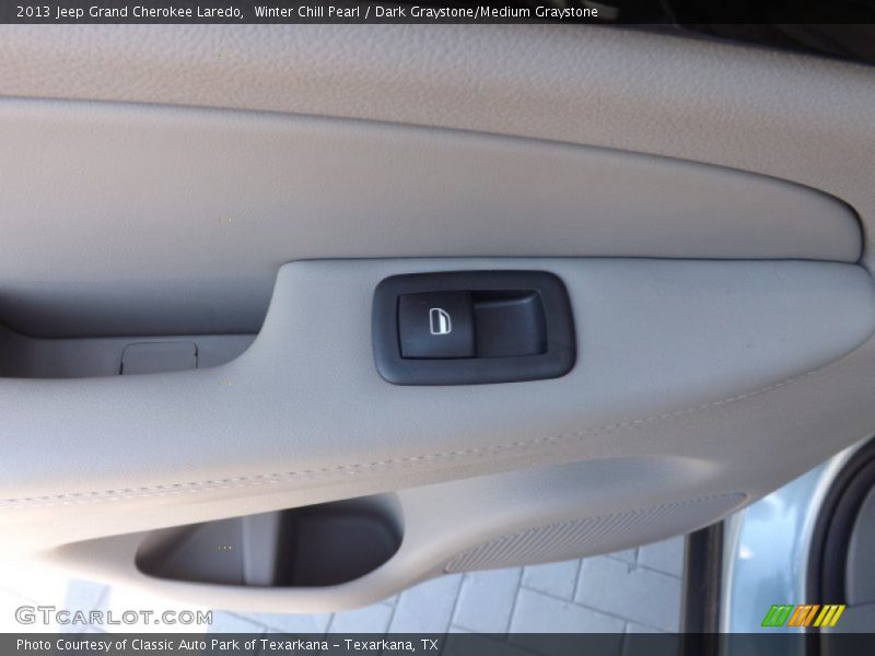 Winter Chill Pearl / Dark Graystone/Medium Graystone 2013 Jeep Grand Cherokee Laredo