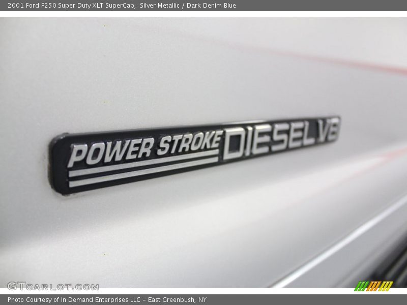 Silver Metallic / Dark Denim Blue 2001 Ford F250 Super Duty XLT SuperCab