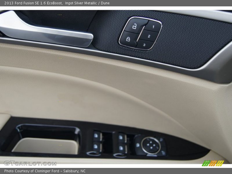 Ingot Silver Metallic / Dune 2013 Ford Fusion SE 1.6 EcoBoost
