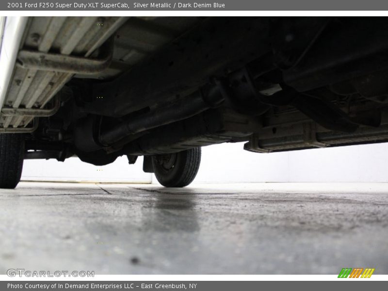 Undercarriage of 2001 F250 Super Duty XLT SuperCab