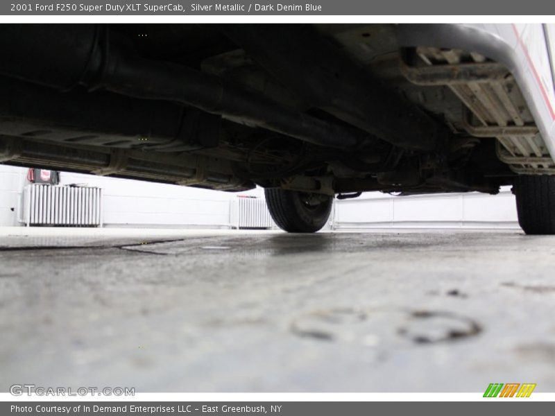 Undercarriage of 2001 F250 Super Duty XLT SuperCab