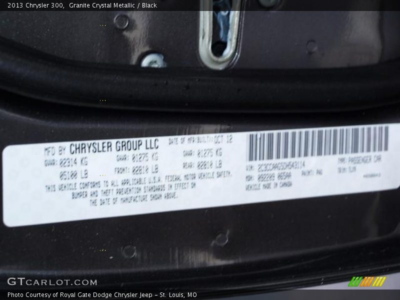 Granite Crystal Metallic / Black 2013 Chrysler 300