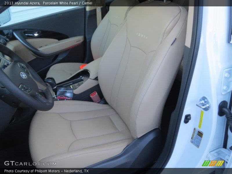 Front Seat of 2013 Azera 