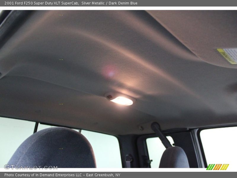 Silver Metallic / Dark Denim Blue 2001 Ford F250 Super Duty XLT SuperCab