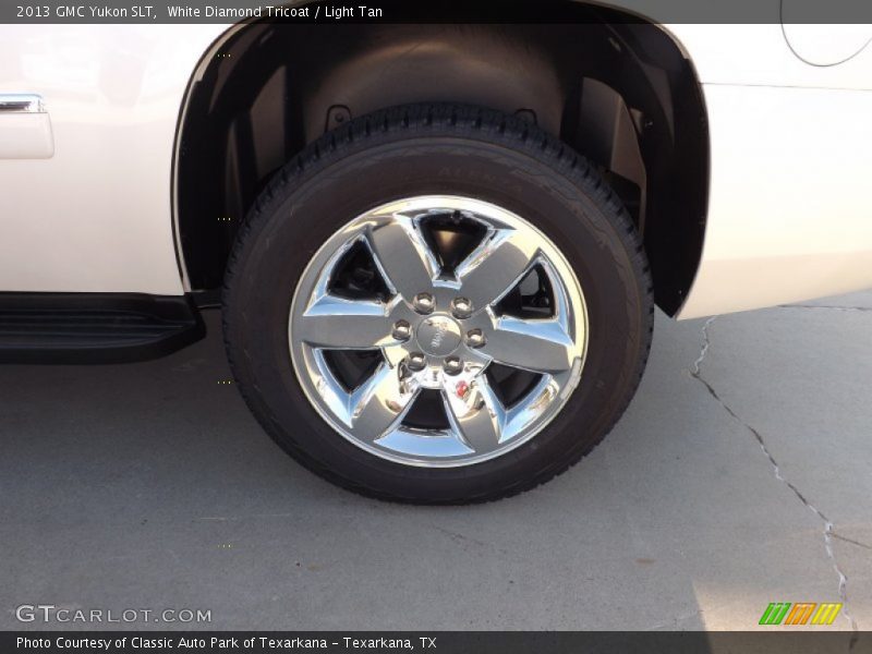 White Diamond Tricoat / Light Tan 2013 GMC Yukon SLT