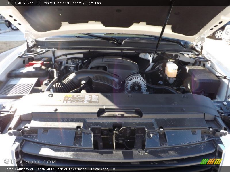 White Diamond Tricoat / Light Tan 2013 GMC Yukon SLT
