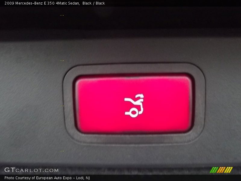 Black / Black 2009 Mercedes-Benz E 350 4Matic Sedan