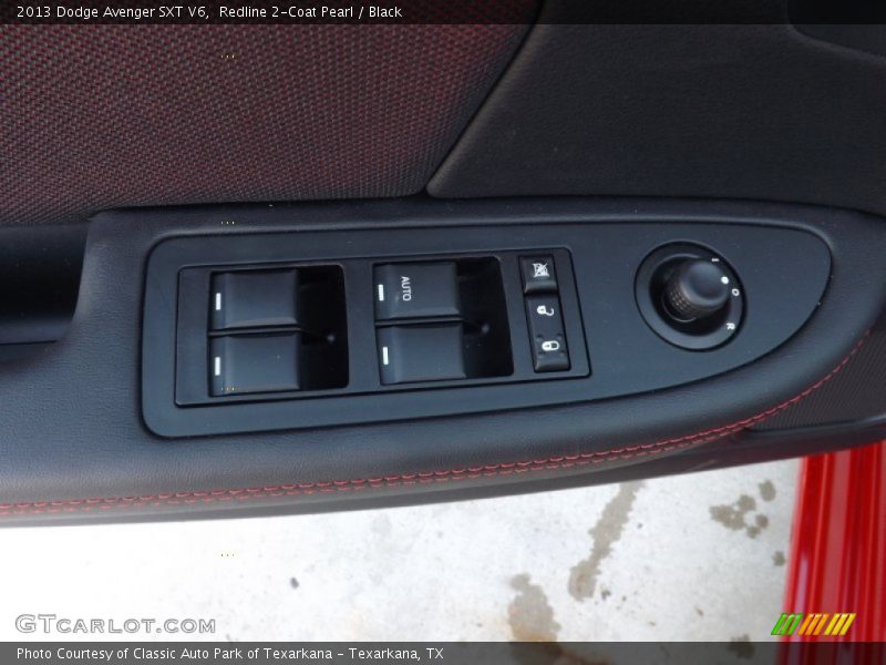 Redline 2-Coat Pearl / Black 2013 Dodge Avenger SXT V6