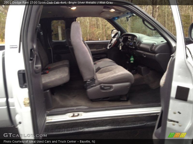 Bright Silver Metallic / Mist Gray 2001 Dodge Ram 1500 Sport Club Cab 4x4