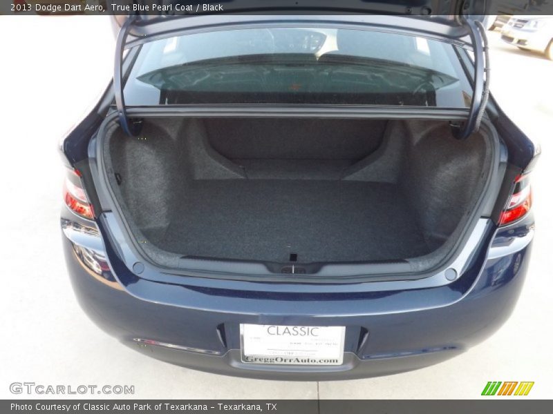 True Blue Pearl Coat / Black 2013 Dodge Dart Aero