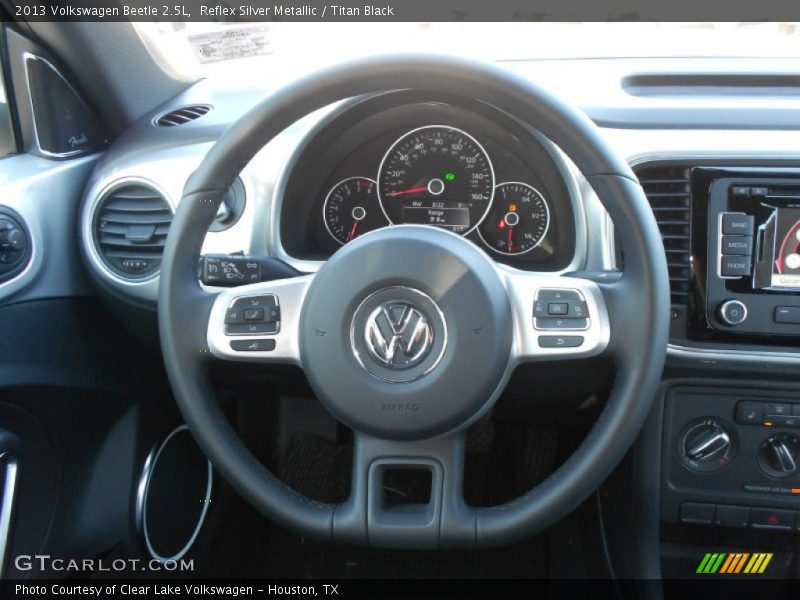 Reflex Silver Metallic / Titan Black 2013 Volkswagen Beetle 2.5L