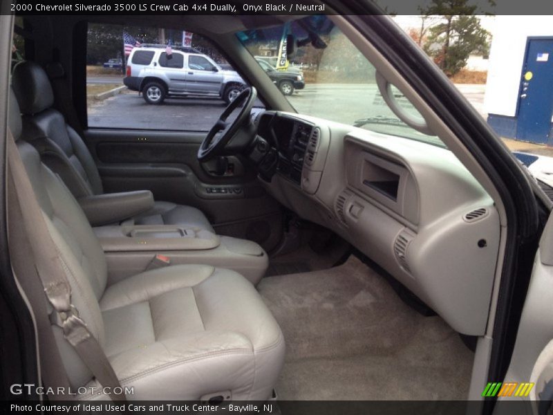 Onyx Black / Neutral 2000 Chevrolet Silverado 3500 LS Crew Cab 4x4 Dually