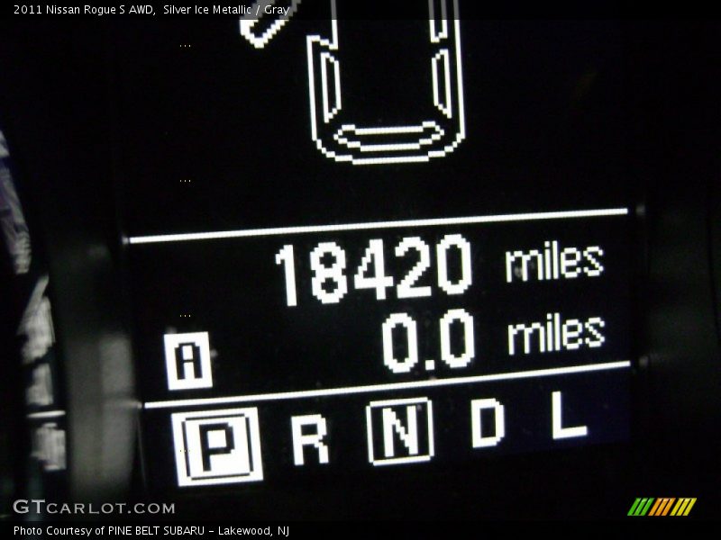 Silver Ice Metallic / Gray 2011 Nissan Rogue S AWD