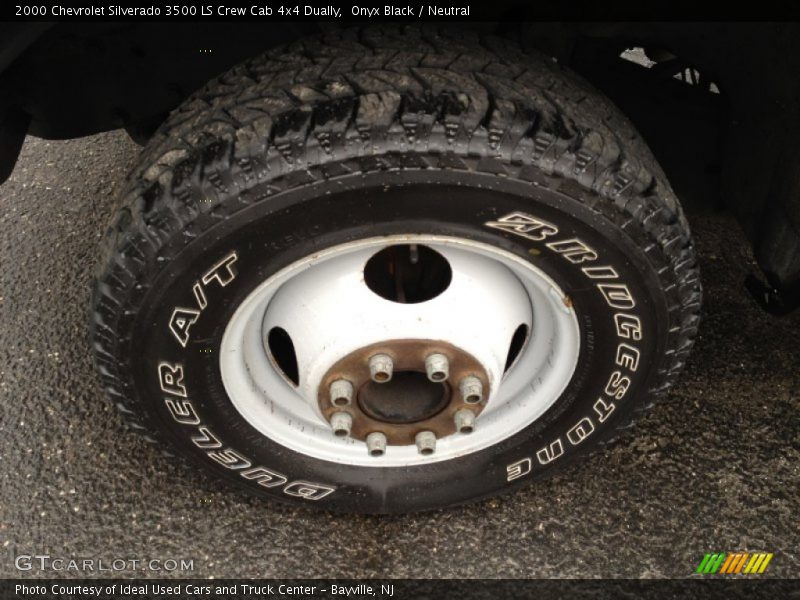  2000 Silverado 3500 LS Crew Cab 4x4 Dually Wheel