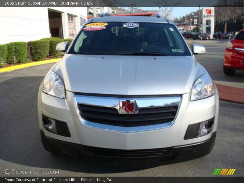Quicksilver / Black 2009 Saturn Outlook XR AWD