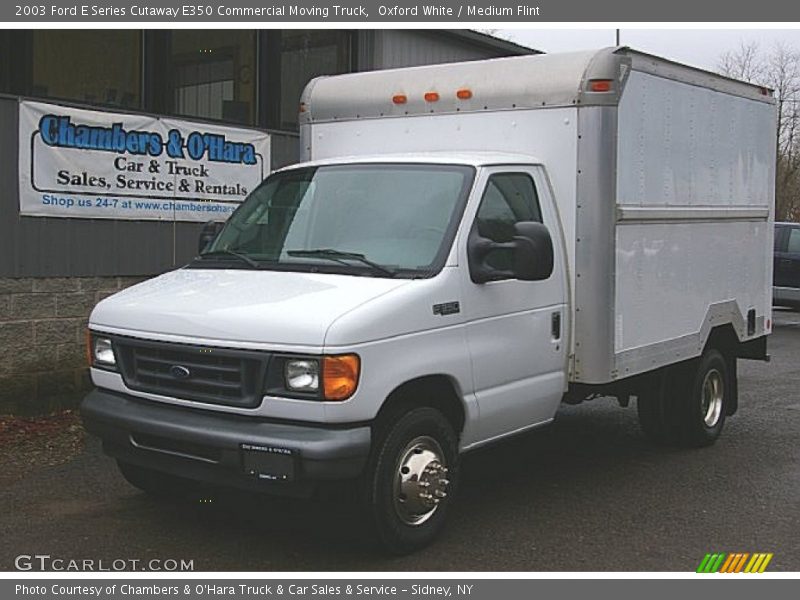 Oxford White / Medium Flint 2003 Ford E Series Cutaway E350 Commercial Moving Truck