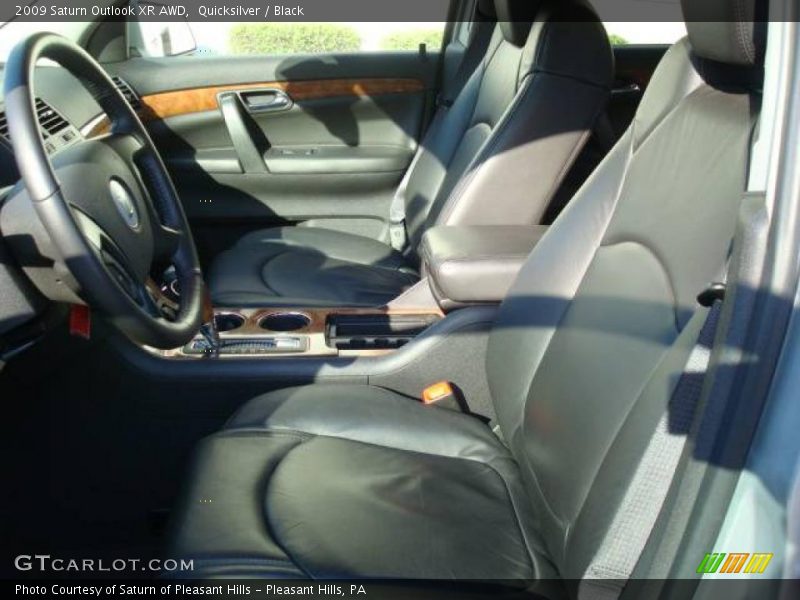 Quicksilver / Black 2009 Saturn Outlook XR AWD
