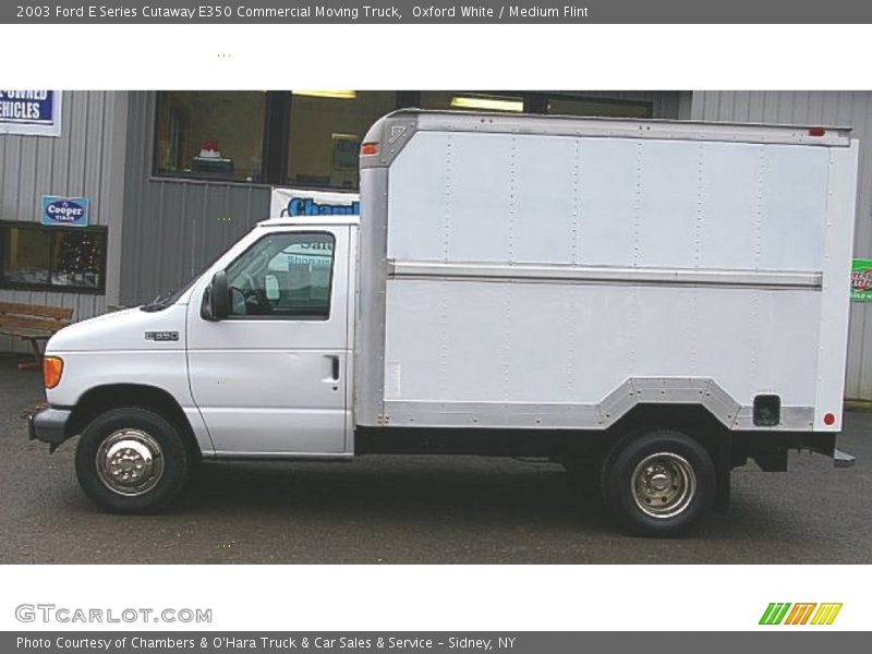 Oxford White / Medium Flint 2003 Ford E Series Cutaway E350 Commercial Moving Truck