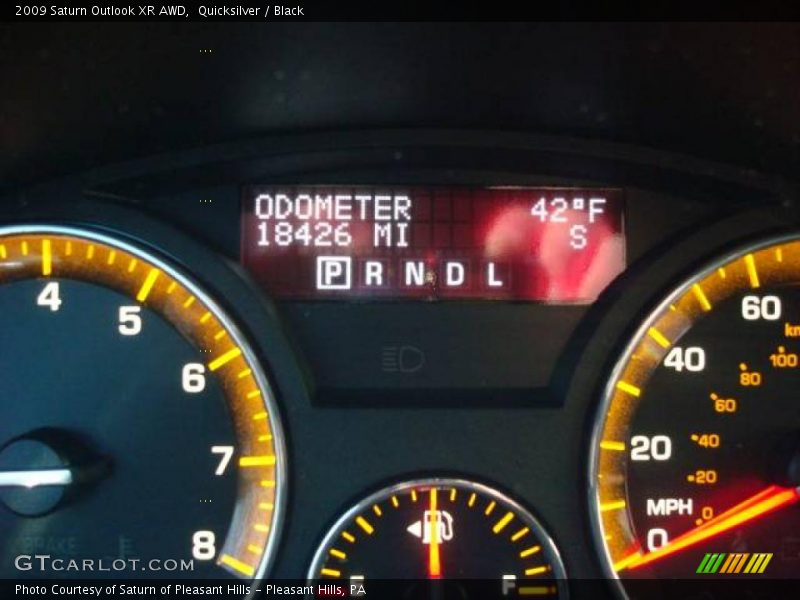 Quicksilver / Black 2009 Saturn Outlook XR AWD