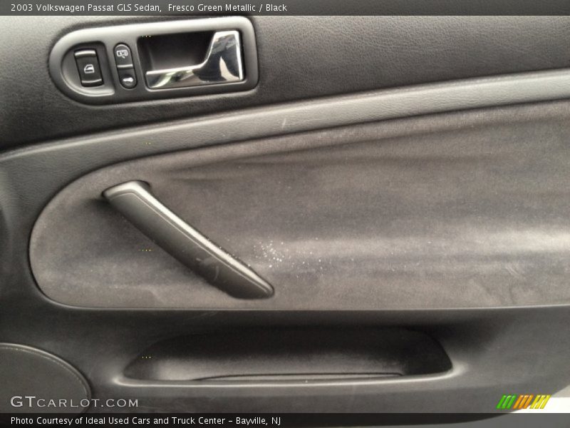Fresco Green Metallic / Black 2003 Volkswagen Passat GLS Sedan