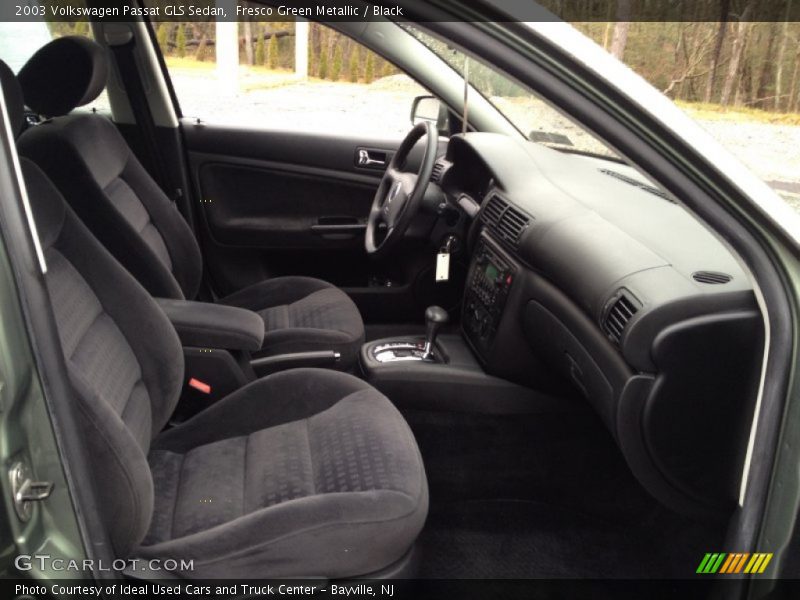 Fresco Green Metallic / Black 2003 Volkswagen Passat GLS Sedan