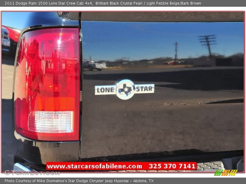 Brilliant Black Crystal Pearl / Light Pebble Beige/Bark Brown 2011 Dodge Ram 1500 Lone Star Crew Cab 4x4