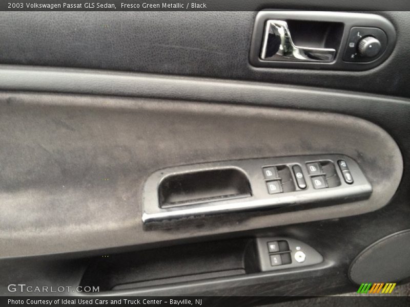 Fresco Green Metallic / Black 2003 Volkswagen Passat GLS Sedan