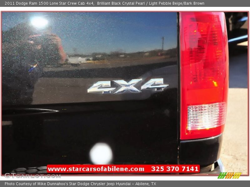 Brilliant Black Crystal Pearl / Light Pebble Beige/Bark Brown 2011 Dodge Ram 1500 Lone Star Crew Cab 4x4