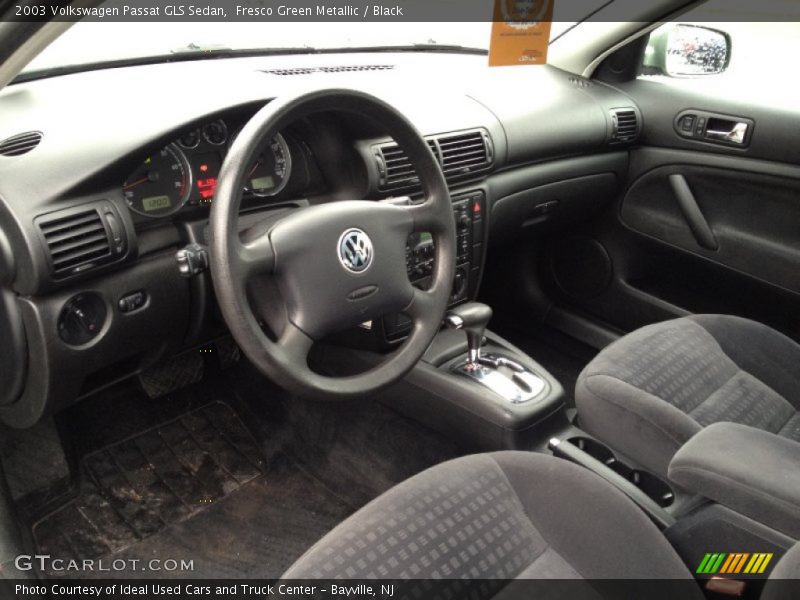 Fresco Green Metallic / Black 2003 Volkswagen Passat GLS Sedan