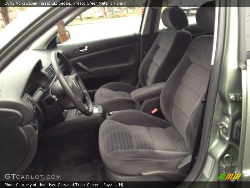 Fresco Green Metallic / Black 2003 Volkswagen Passat GLS Sedan