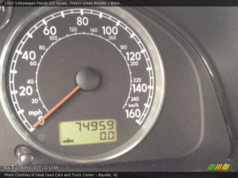 Fresco Green Metallic / Black 2003 Volkswagen Passat GLS Sedan