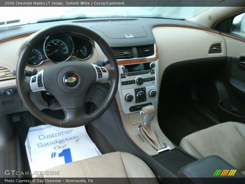 Summit White / Cocoa/Cashmere 2009 Chevrolet Malibu LT Sedan
