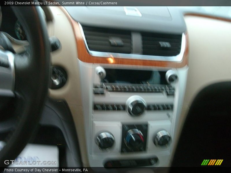 Summit White / Cocoa/Cashmere 2009 Chevrolet Malibu LT Sedan