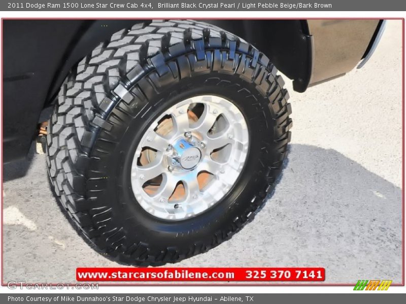 Brilliant Black Crystal Pearl / Light Pebble Beige/Bark Brown 2011 Dodge Ram 1500 Lone Star Crew Cab 4x4