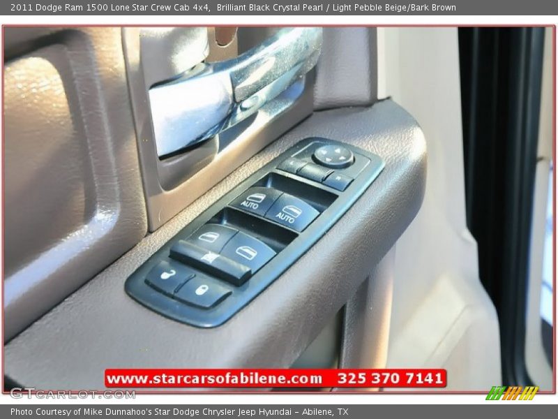 Brilliant Black Crystal Pearl / Light Pebble Beige/Bark Brown 2011 Dodge Ram 1500 Lone Star Crew Cab 4x4