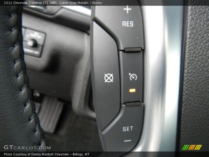 Controls of 2013 Traverse LTZ AWD