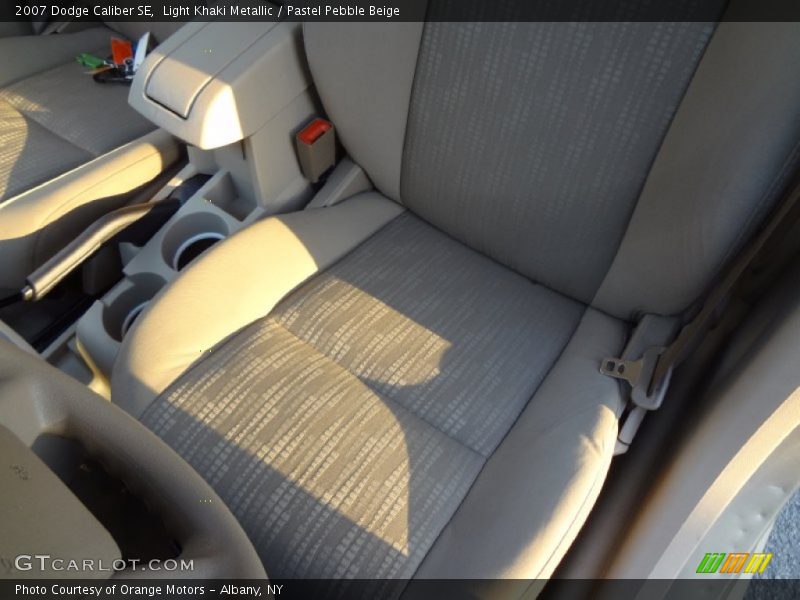 Light Khaki Metallic / Pastel Pebble Beige 2007 Dodge Caliber SE