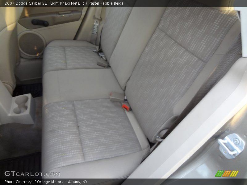Light Khaki Metallic / Pastel Pebble Beige 2007 Dodge Caliber SE