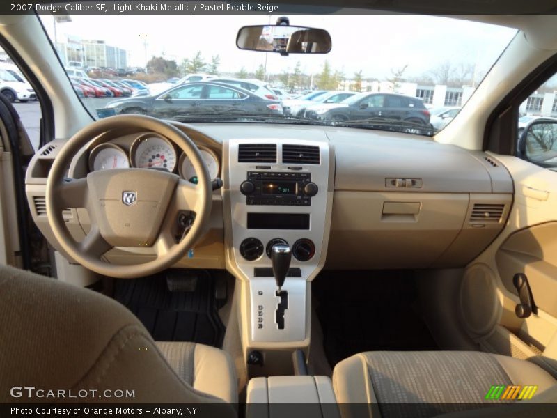 Light Khaki Metallic / Pastel Pebble Beige 2007 Dodge Caliber SE