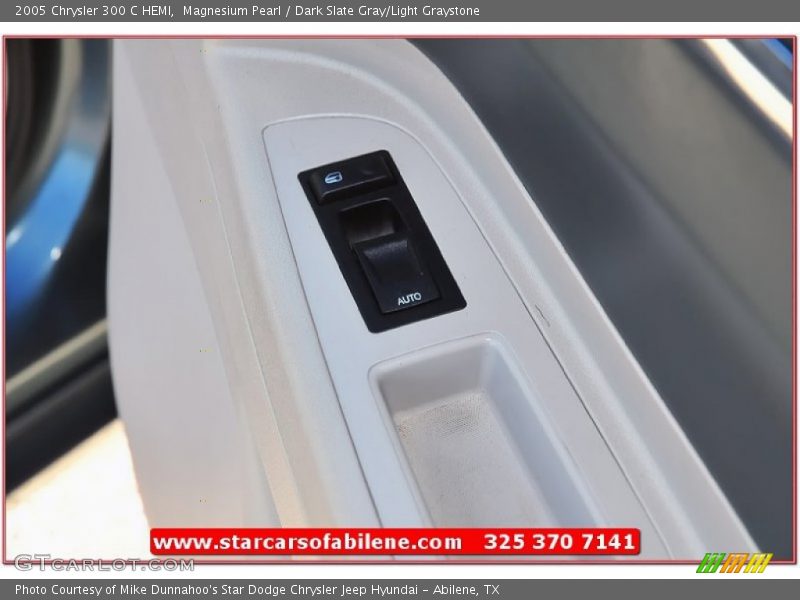 Magnesium Pearl / Dark Slate Gray/Light Graystone 2005 Chrysler 300 C HEMI