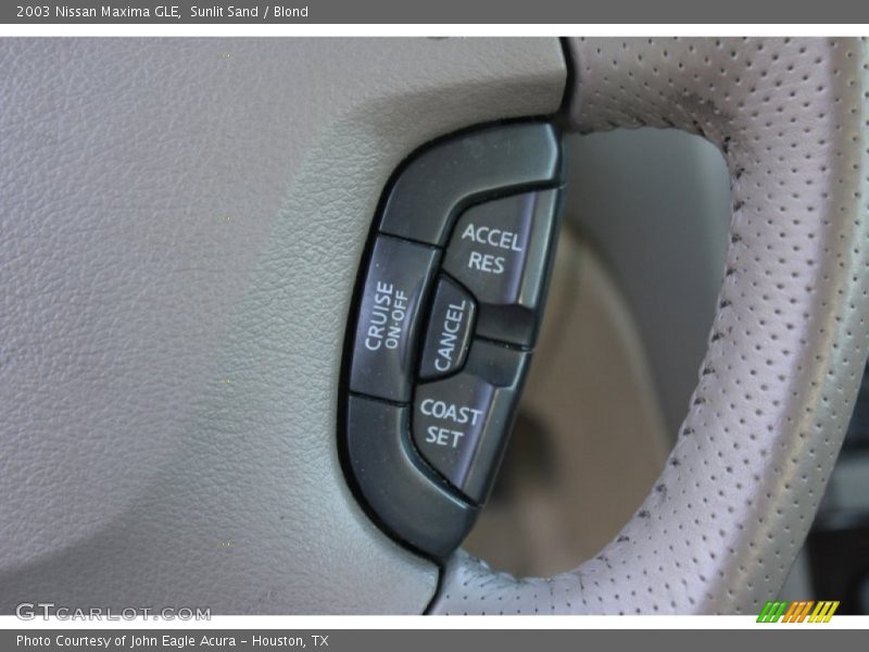 Sunlit Sand / Blond 2003 Nissan Maxima GLE