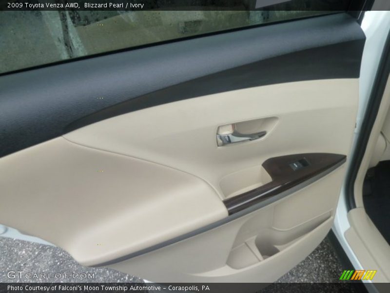 Blizzard Pearl / Ivory 2009 Toyota Venza AWD