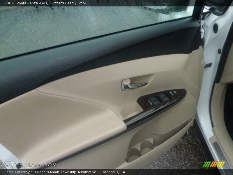 Blizzard Pearl / Ivory 2009 Toyota Venza AWD