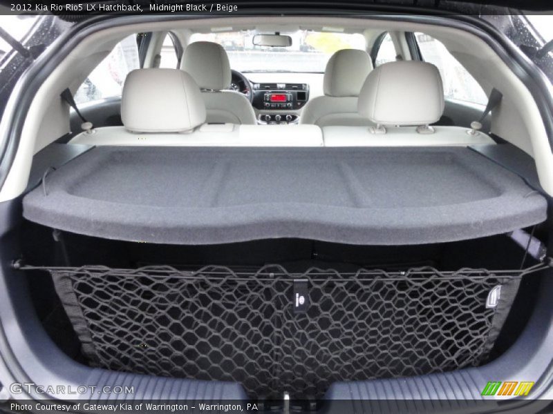 Midnight Black / Beige 2012 Kia Rio Rio5 LX Hatchback