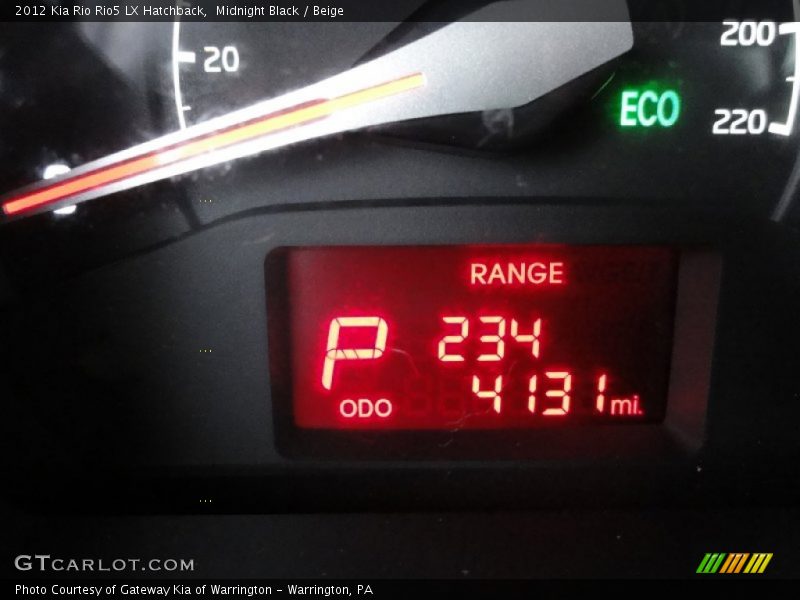 Midnight Black / Beige 2012 Kia Rio Rio5 LX Hatchback