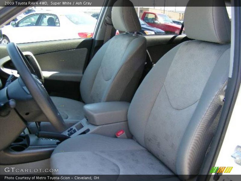 Super White / Ash Gray 2009 Toyota RAV4 4WD