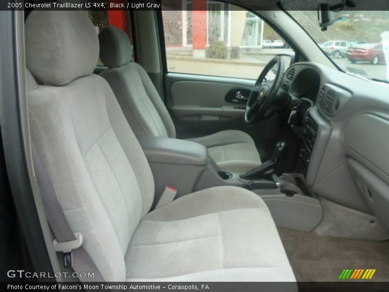 Black / Light Gray 2005 Chevrolet TrailBlazer LS 4x4