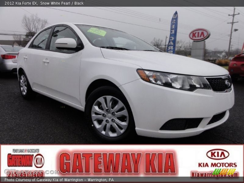 Snow White Pearl / Black 2012 Kia Forte EX