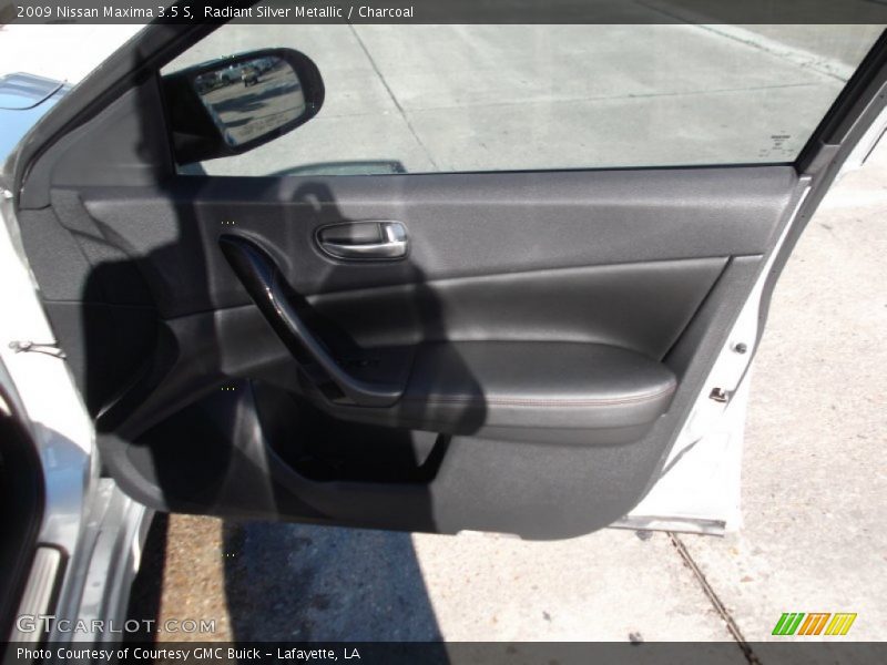 Radiant Silver Metallic / Charcoal 2009 Nissan Maxima 3.5 S
